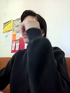 Paula Alameda online show from 10-21-25, 11:44