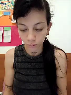 Paula Alameda online show from 10-22-25, 08:41