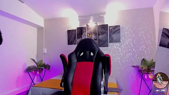 Snapshot of nils_saint chatting on 10-04-25, 03:15 nils saint online show from 10-04-25, 03:15