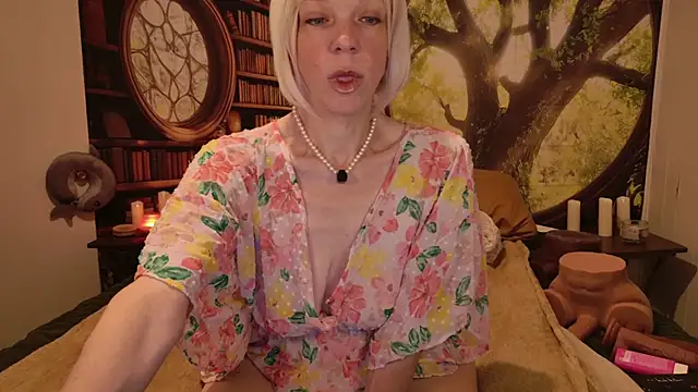 HaileeAtHome online show from 07-07-26, 11:03