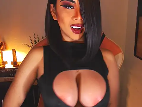 Snapshot of KarlaFrost chatting on 11-28-25, 06:21 KarlaFrost online show from 11-28-25, 06:21