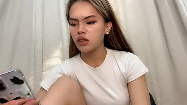 Snapshot of serpenthena_goddess chatting on 11-05-25, 12:21 serpenthena goddess online show from 11-05-25, 12:21