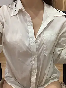 Snapshot of Keysha8386 chatting on 11-04-25, 08:13 Keysha8386 online show from 11-04-25, 08:13