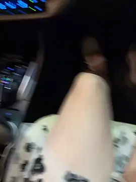 Meii-meyy online show from 12-22-25, 04:26