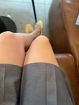 Meii-meyy online show from 04-11-26, 07:45