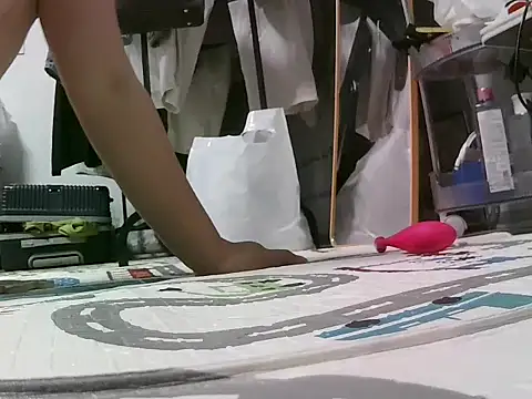 -Luxury online show from 04-02-26, 10:35