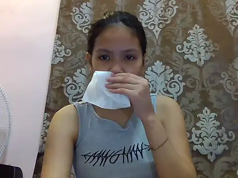 Snapshot of sweetcherry23 chatting on 10-08-25, 08:01 sweetcherry23 online show from 10-08-25, 08:01