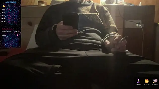 Snapshot of persix3x chatting on 11-23-25, 09:20 persix3x online show from 11-23-25, 09:20