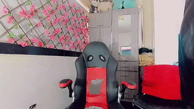 thiara veky online show from 03-13-26, 06:58