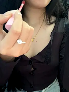 Snapshot of Nancy68 chatting on 10-11-25, 08:13 Nancy68 online show from 10-11-25, 08:13