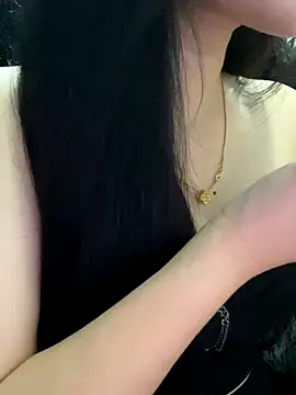 Snapshot of Nancy68 chatting on 10-15-25, 04:29 Nancy68 online show from 10-15-25, 04:29