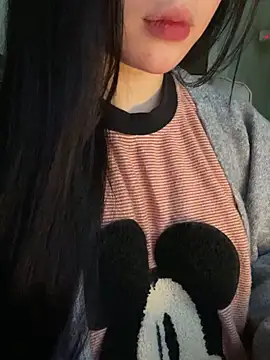 Snapshot of Nancy68 chatting on 02-04-26, 05:35 Nancy68 online show from 02-04-26, 05:35