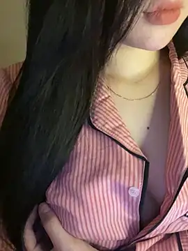 Snapshot of Nancy68 chatting on 03-06-26, 04:53 Nancy68 online show from 03-06-26, 04:53