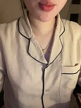 Nancy68 online show from 04-29-26, 05:41