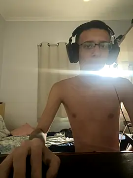 Snapshot of safadezanunes2 chatting on 11-24-25, 05:12 safadezanunes2 online show from 11-24-25, 05:12