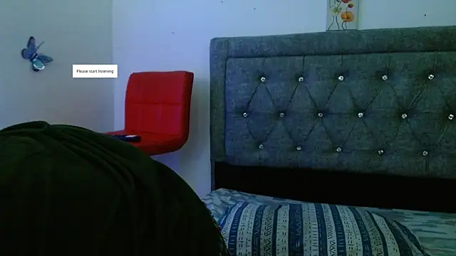 Snapshot of Meriilyn_Monroe724 chatting on 10-21-25, 04:30 Meriilyn Monroe724 online show from 10-21-25, 04:30