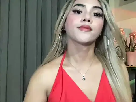 Snapshot of calimonroe chatting on 05-10-26, 08:36 calimonroe online show from 05-10-26, 08:36
