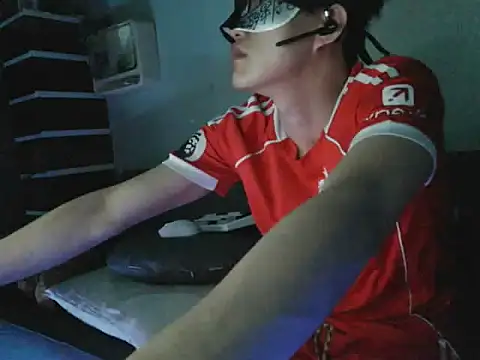 Snapshot of boyhigh1997 chatting on 11-04-25, 05:34 boyhigh1997 online show from 11-04-25, 05:34