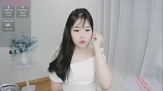 Snapshot of -Rose-Lucky- chatting on 09-26-25, 01:20 -Rose-Lucky- online show from 09-26-25, 01:20