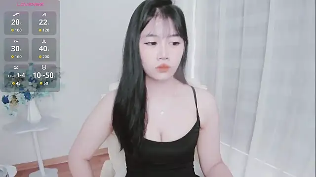 Snapshot of -Rose-Lucky- chatting on 10-08-25, 01:25 -Rose-Lucky- online show from 10-08-25, 01:25