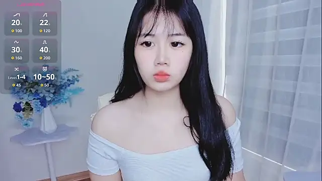 Snapshot of -Rose-Lucky- chatting on 10-15-25, 01:17 -Rose-Lucky- online show from 10-15-25, 01:17