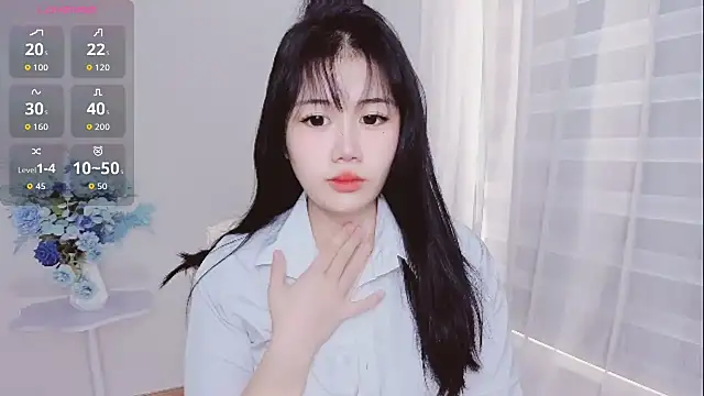 Snapshot of -Rose-Lucky- chatting on 10-21-25, 01:17 -Rose-Lucky- online show from 10-21-25, 01:17