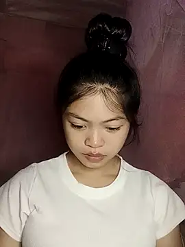 Thy00   online show from 10-17-25, 02:37