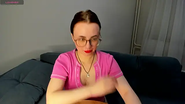 MewStella online show from 03-24-26, 10:15