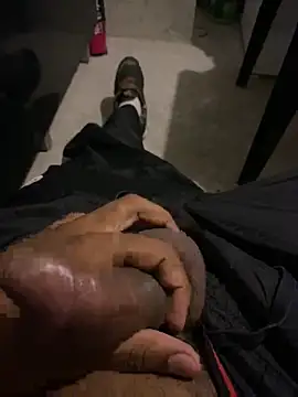 Preto Diamamte online show from 10-22-25, 04:02