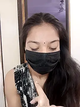Cute Rakhi8 online show from 09-25-25, 04:49