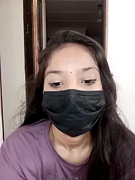 Cute Rakhi8 online show from 09-29-25, 04:39