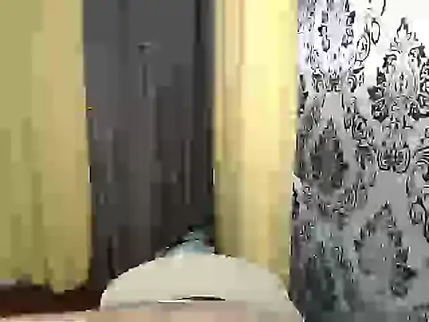 Snapshot of lovelyallena07 chatting on 10-25-25, 09:31 lovelyallena07 online show from 10-25-25, 09:31