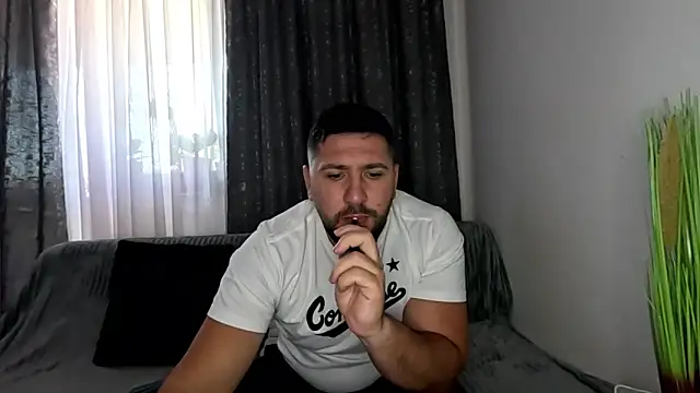 Gold Alpha Boy online show from 09-16-25, 08:15