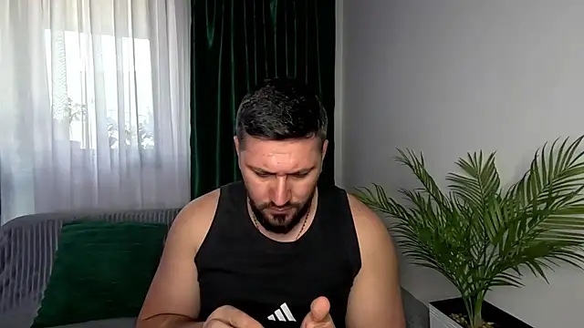 Gold Alpha Boy online show from 04-25-26, 04:26