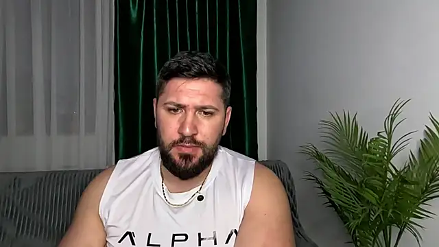 Gold Alpha Boy online show from 04-29-26, 07:20