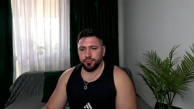Snapshot of Gold_Alpha_Boy chatting on 05-01-26, 12:21 Gold Alpha Boy online show from 05-01-26, 12:21