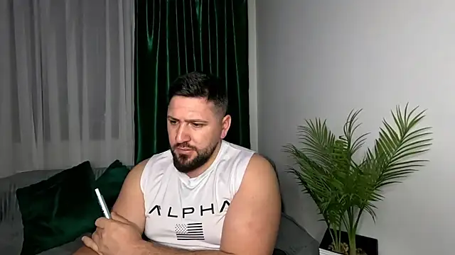 Snapshot of Gold_Alpha_Boy chatting on 05-03-26, 07:31 Gold Alpha Boy online show from 05-03-26, 07:31