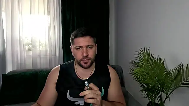 Snapshot of Gold_Alpha_Boy chatting on 05-20-26, 12:11 Gold Alpha Boy online show from 05-20-26, 12:11