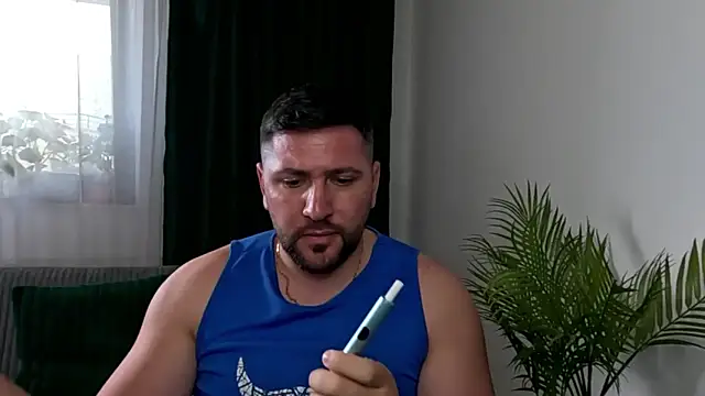 Snapshot of Gold_Alpha_Boy chatting on 05-26-26, 01:29 Gold Alpha Boy online show from 05-26-26, 01:29