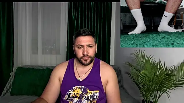 Snapshot of Gold_Alpha_Boy chatting on 06-01-26, 07:15 Gold Alpha Boy online show from 06-01-26, 07:15