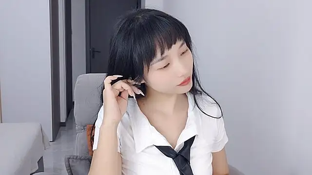 Lisa-3333 online show from 10-09-25, 01:42