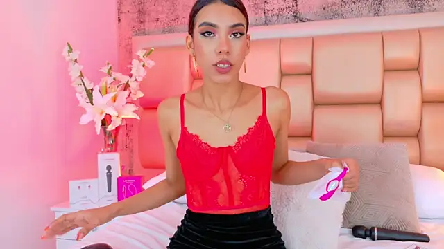 BellaHarper1 online show from 10-05-25, 02:15