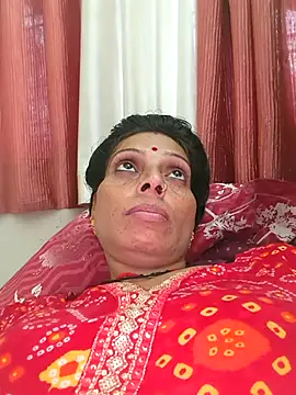 ISHANI-SINGH online show from 10-22-25, 11:43