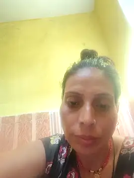 ISHANI-SINGH online show from 04-04-26, 03:05