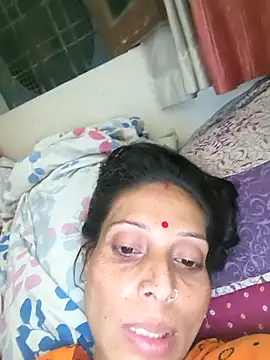 ISHANI-SINGH online show from 04-27-26, 01:53