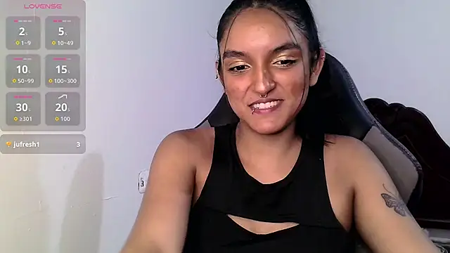 Snapshot of Ari_20_ chatting on 10-01-25, 11:33 Ari 20 online show from 10-01-25, 11:33