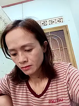 Snapshot of Sexy-loveass20 chatting on 09-17-25, 03:41 Sexy-loveass20 online show from 09-17-25, 03:41