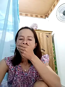 Snapshot of Sexy-loveass20 chatting on 10-21-25, 10:10 Sexy-loveass20 online show from 10-21-25, 10:10