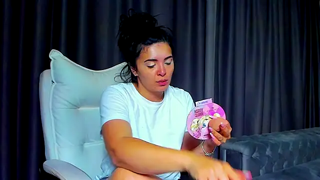 Snapshot of DevashaQueenX chatting on 11-05-25, 07:08 DevashaQueenX online show from 11-05-25, 07:08