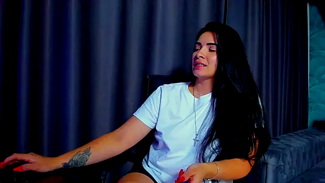 Snapshot of DevashaQueenX chatting on 11-26-25, 10:33 DevashaQueenX online show from 11-26-25, 10:33